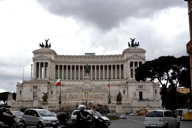 39_27avril_monument à V.E.R.D'Italia